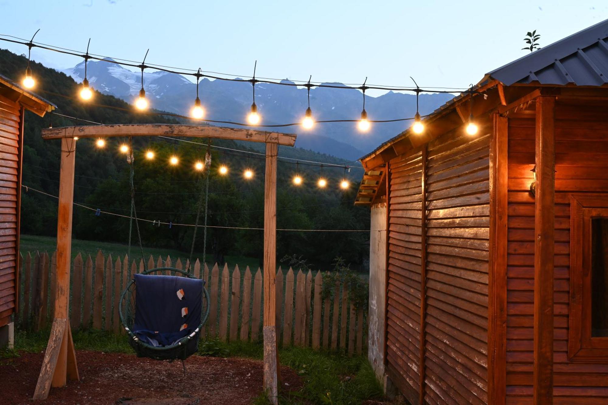 Guest House Ushba Gate 메스티아 외부 사진