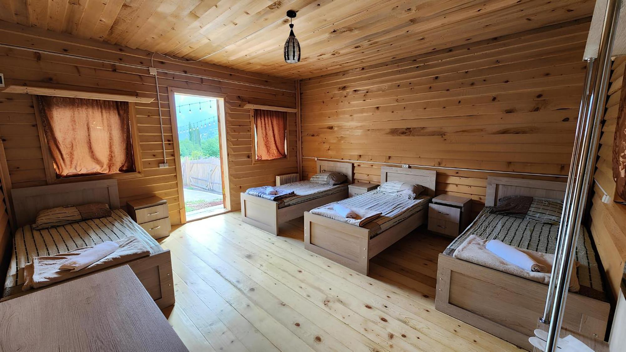 Guest House Ushba Gate 메스티아 외부 사진